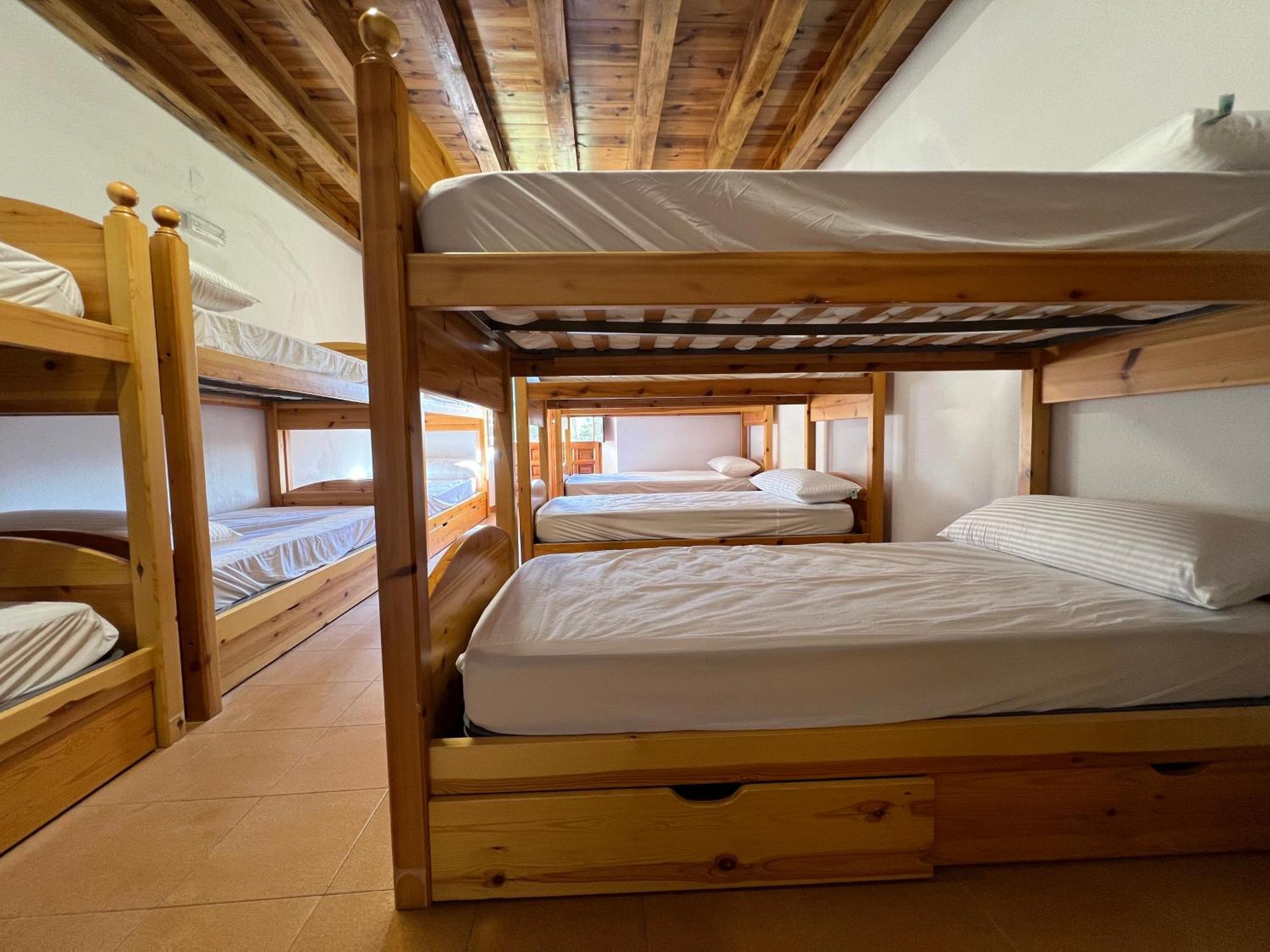 Albergue Pinares - La Casona De Revenga Regumiel de la Sierra エクステリア 写真